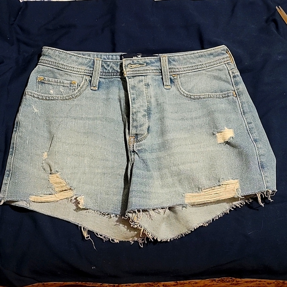 Hollister high rise mom jean shorts